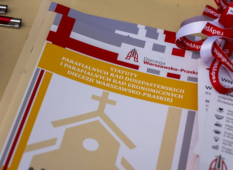Radio Warszawa o radach parafialnych